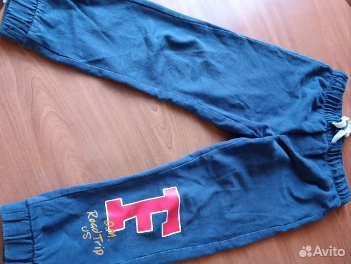 Куртка лёгкая трикот и штаны на 3-4 г