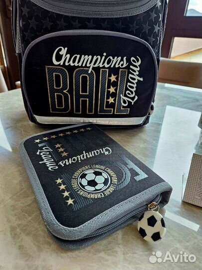 Рюкзак+пенал+ сумка для сменки новые