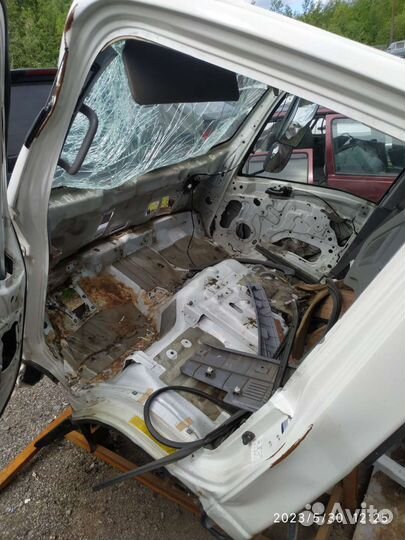 Кабина isuzu NPR 75