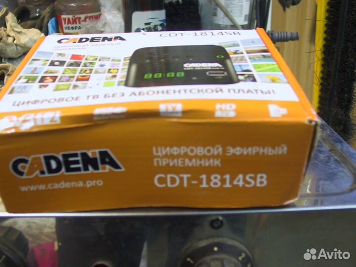 Цифровой эфирный приёмник cadena CDT-1814sb