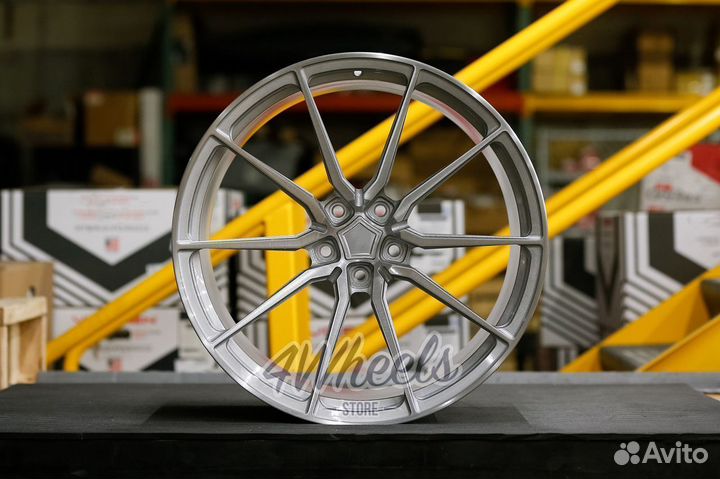 Кованые диски BMW M3 R20