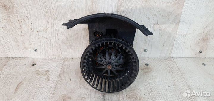 Вентилятор печки Vw Transporter T5