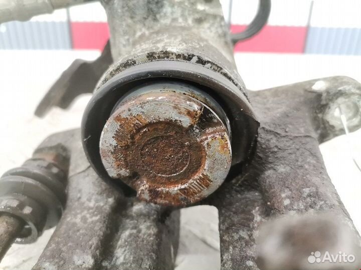 Суппорт задний правый для Volkswagen Passat 5