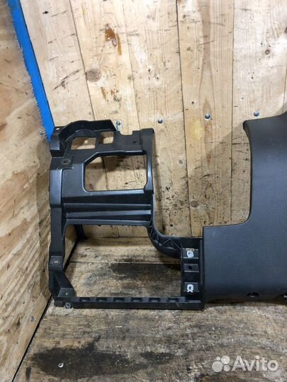 Накладка торпедо подрулевая VW Golf Plus