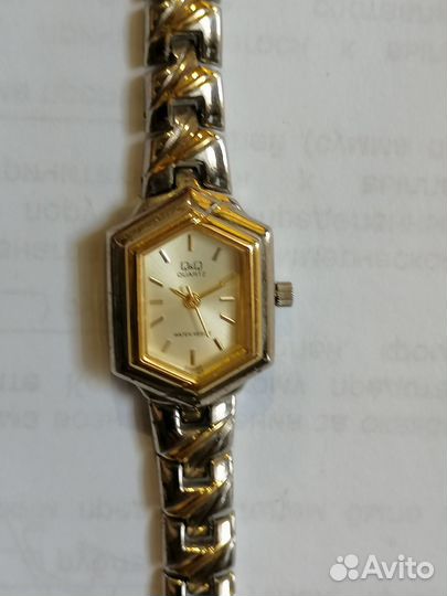 Часы наручные женские Q&Q