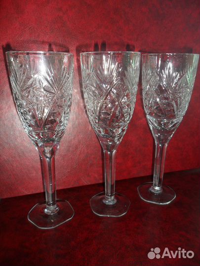 Бокалы, рюмки, стопки