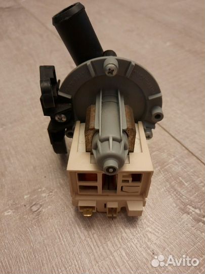 Помпа для посудомоечной машины Electrolux ESF2410