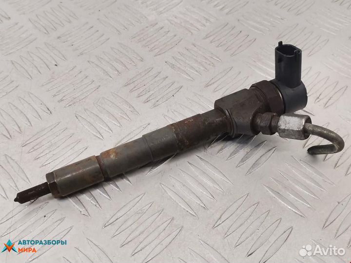 Форсунка Opel Vectra C рест. 2008 55198218