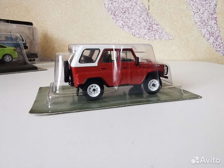 LADA vesta, UAZ dakar, ARO, Mitsubishi Pajero