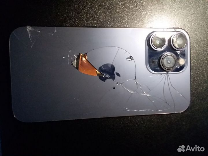iPhone xr в корпусе 14