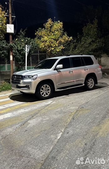 Toyota Land Cruiser 4.6 AT, 2014, 210 000 км