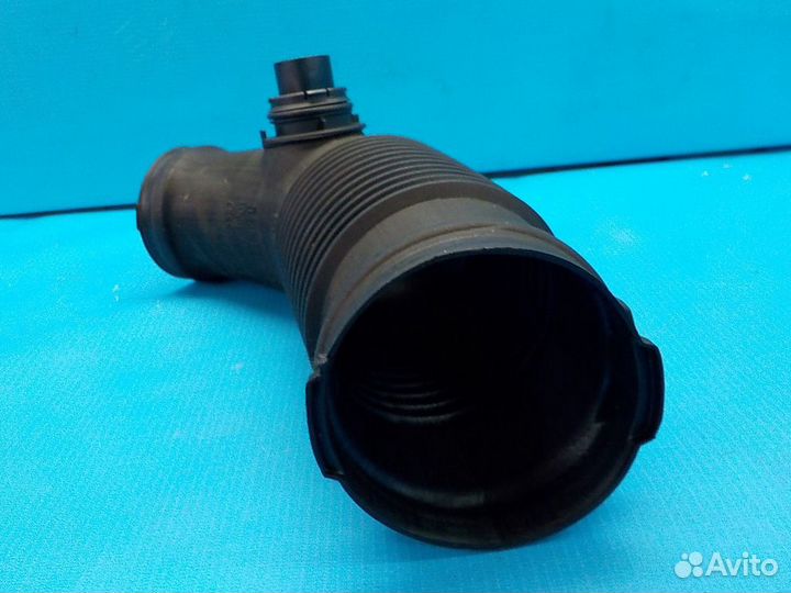 Резонатор воздушного фильтра Audi A6 (C6, 4F) 2005