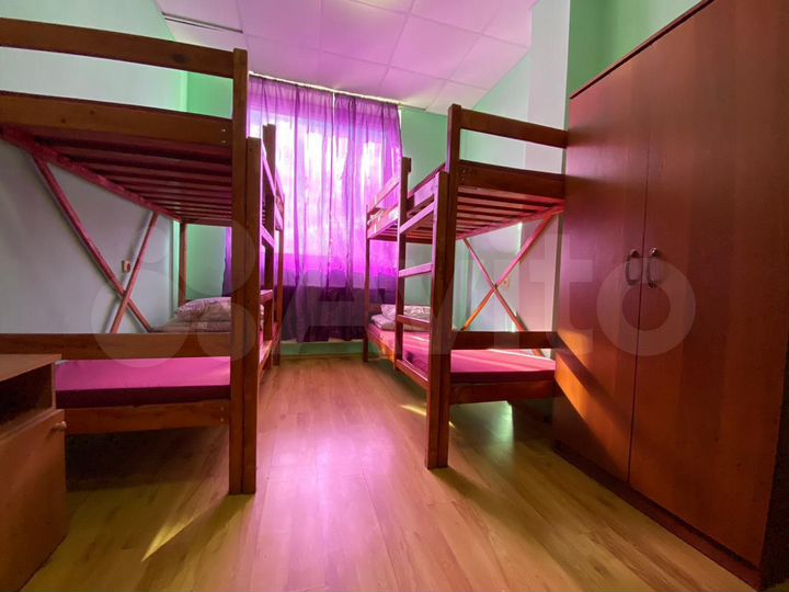 Комната 25 м² в > 9-к., 5/5 эт.