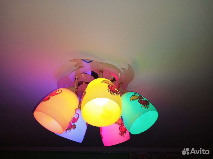 Люстра в детскую комнату