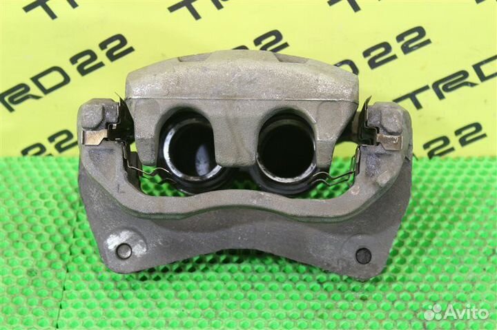 Суппорт передний левый Subaru Legacy BR9 EJ25