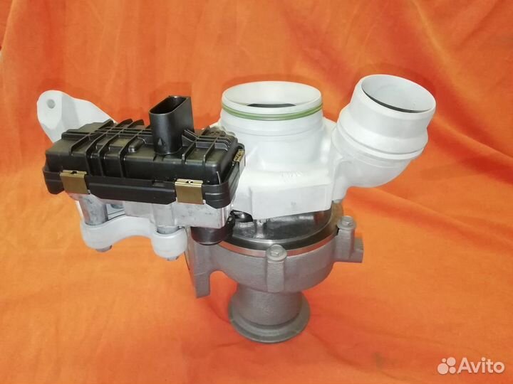 Турбина BMW 2.0 N47, 49335-00620