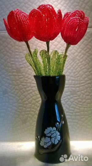 Тюльпаны цветы из бисера в подарок женщине