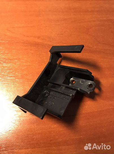 Кронштейн знака аварийной остановки BMW X5 E53