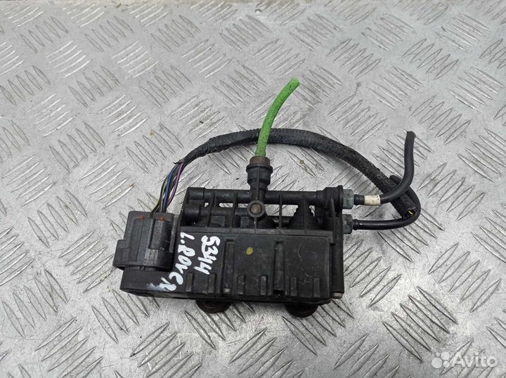 Блок клапанов подвески Land Rover Discovery 4 LA R