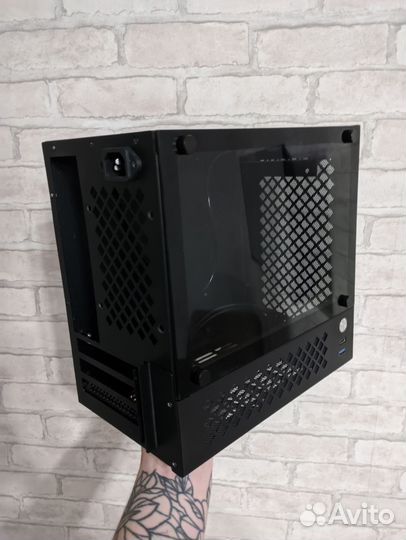 Корпус для пк mini itx, блок питания SFX, материнк