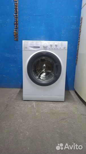 Стиральная машина бу узкая Hotpoint Ariston