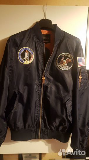 Куртка бомбер