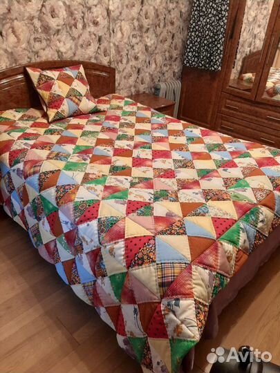 Лоскутное одеяло и наволочка ручной работы