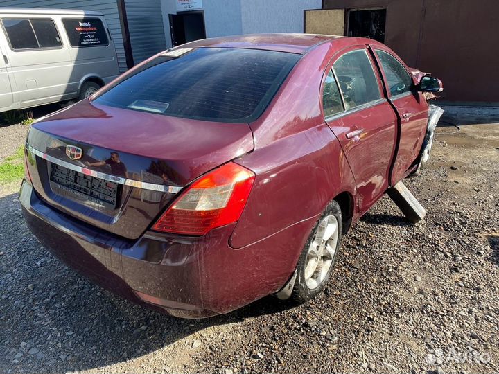 Geely Emgrand в разбор