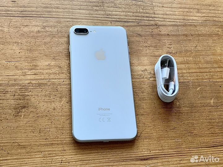iPhone 8 Plus, 64 ГБ