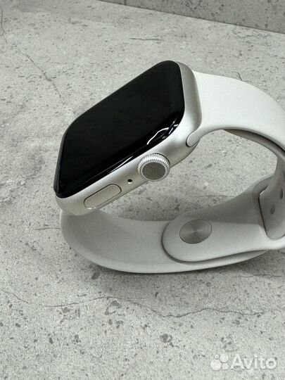 Apple Watch series 8 45 мм