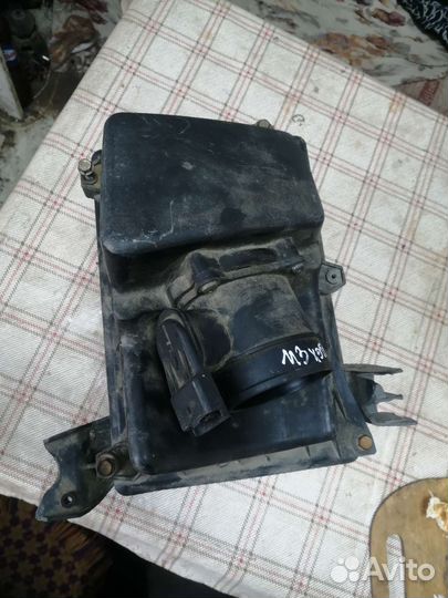 Корпус воздушного фильтра на mazda 3 bk 1.6 d