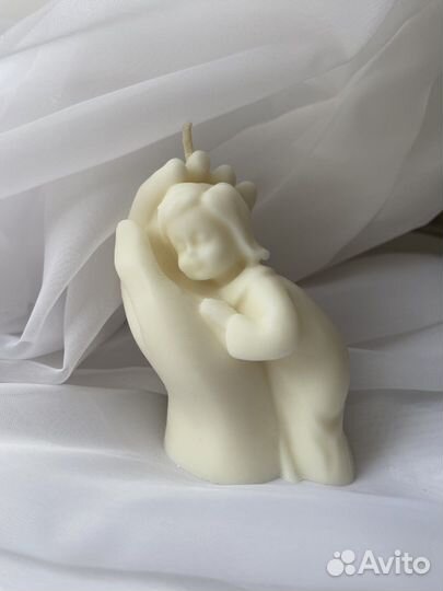 Свеча «Мамины руки»