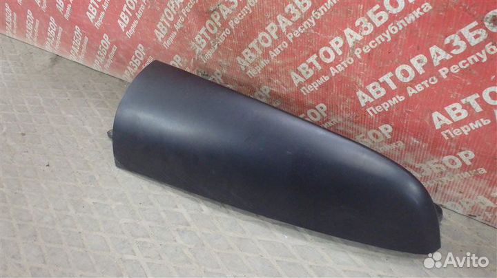 Накладка фонаря задняя правая LADA Largus Cross