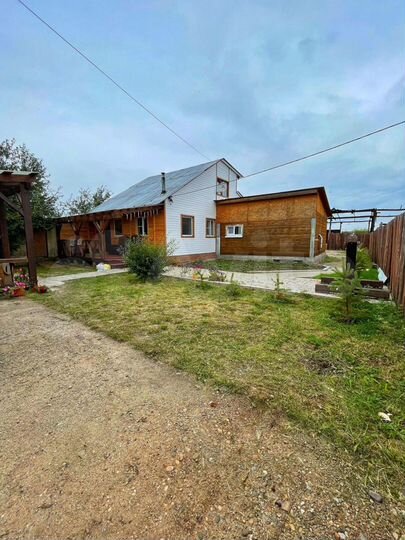 Дом 250 м² на участке 10 сот.