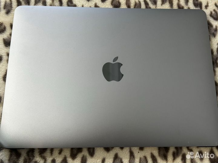 Apple MacBook air 13 2020 m1 8gb 512