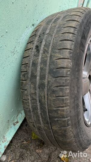 Michelin Energy Saver 205/65 R15
