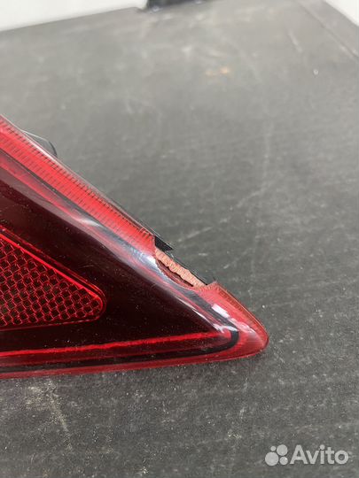 Задний правый фонарь киа карнивал