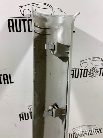 Накладка стойки передняя правая Volkswagen Polo