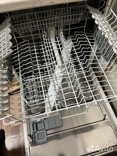 Посудомоечная машина electrolux