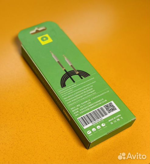 Аудио кабель AUX