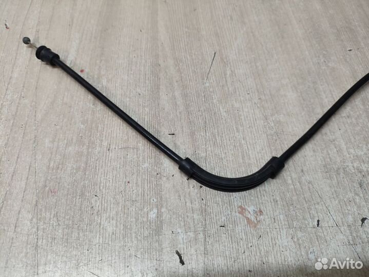Б/У Трос открывания капота Mercedes#001