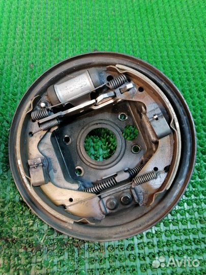 Ступица задняя правая Nissan Moco MG22S K6A 2006