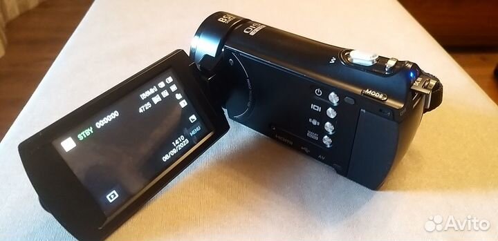 Цифровая видеокамера Samsung