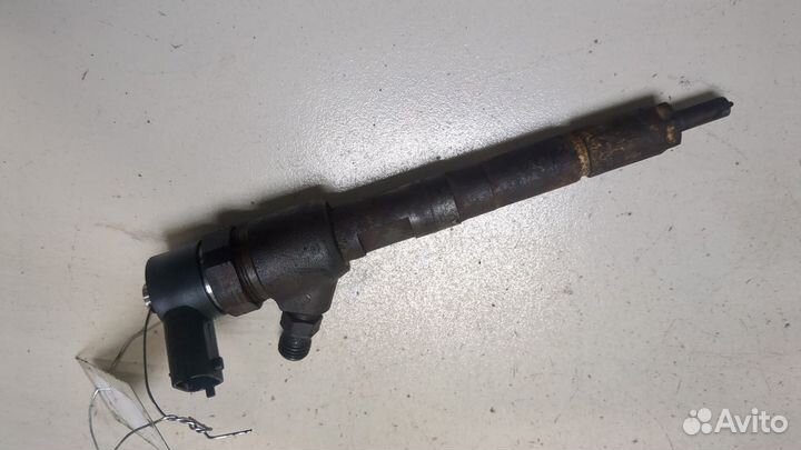 Форсунка топливная Opel Corsa D, 2014