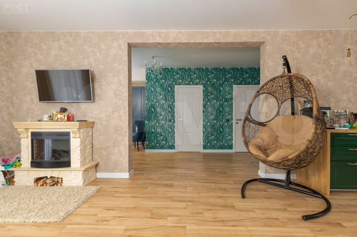 Дом 157 м² на участке 6 сот.