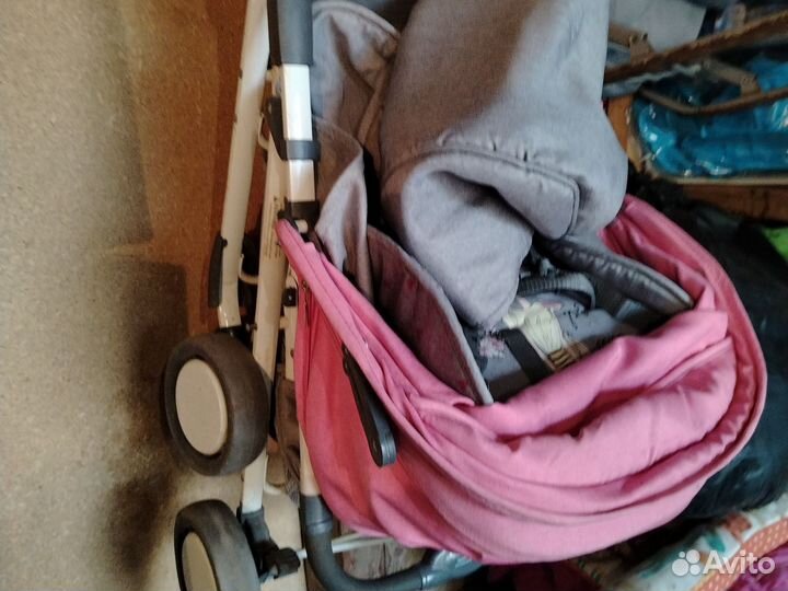 Прогулочная коляска