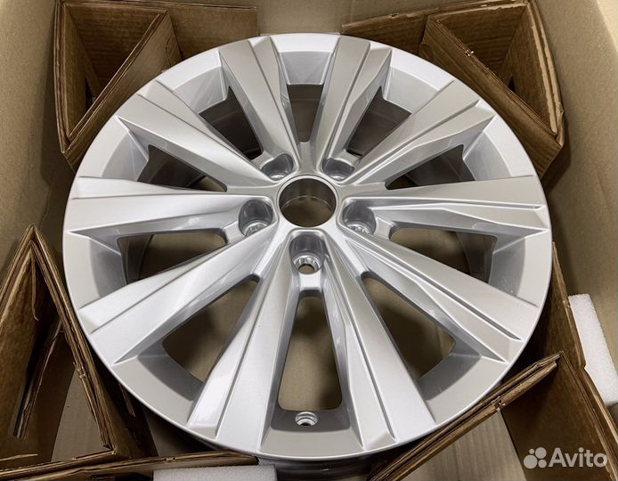 Новые Las Minas R16 лля Volkswagen Polo