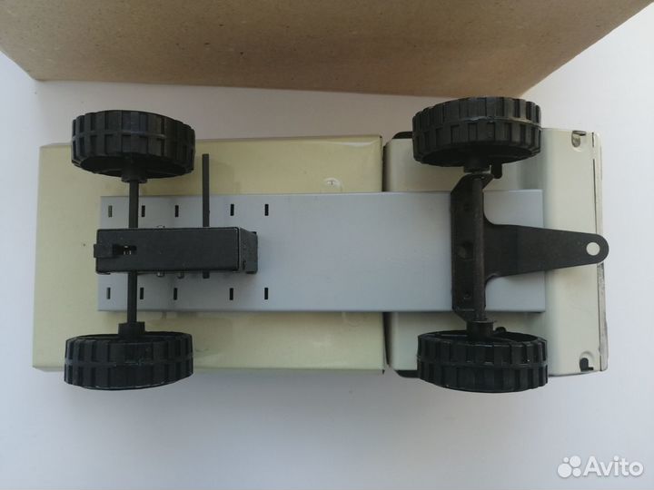 Машинка СССР Урал бортовой Радуга В.Пышма