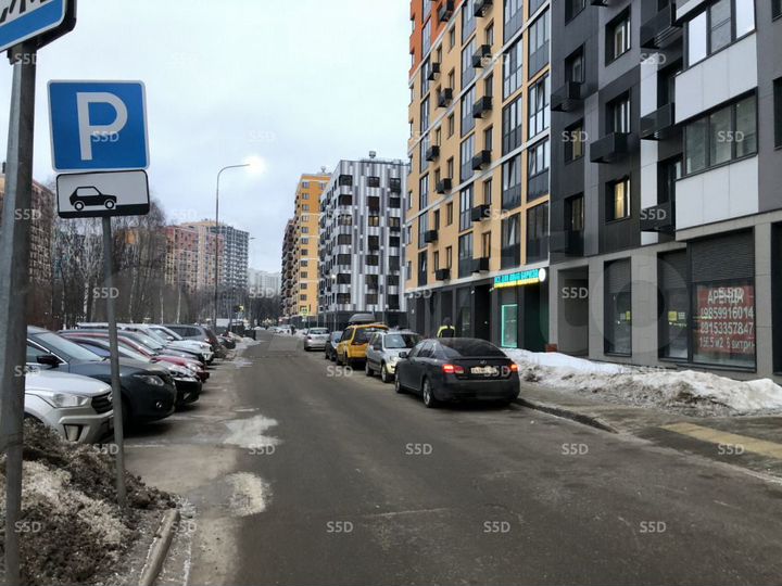 Сдам торговое помещение, 162 м²