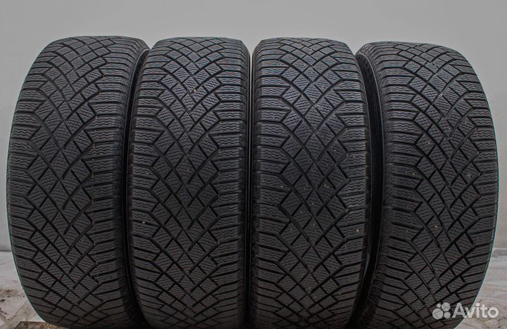 Continental ContiVikingContact 7 235/55 R19 105T
